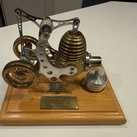 German Stirling Engine Model | Working - Picture 4 of 9